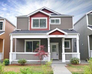 7517 Columbia Way NE, Lacey, WA 98516