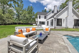 23 Meeting House Rd, Greenwich, CT 06831