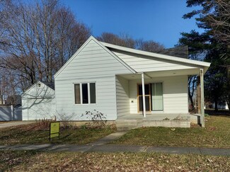 109 S 3rd St, Harrisville, MI 48740