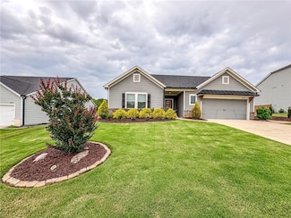 3620 Summerpoint Crossing, Cumming, GA 30028