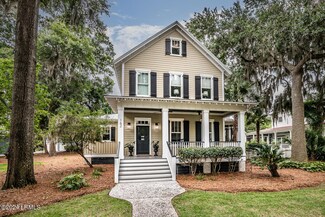 162 Coosaw Club Dr, Beaufort, SC 29907