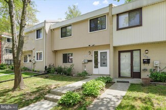 8752 Brae Brooke Dr, Lanham, MD 20706