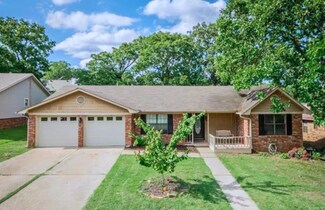 51 Thornhill Dr, Sherwood, AR 72120