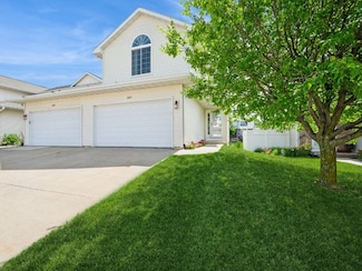 2635 6th St Unit 2635, Marion, IA 52302