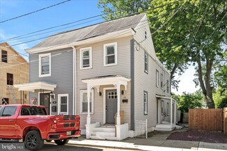 28 West St, Bordentown, NJ 08505