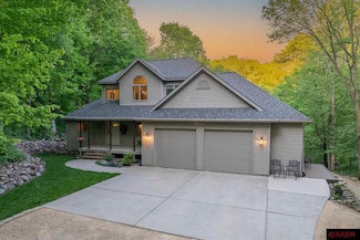 100 N Hill Dr, Mankato, MN 56001