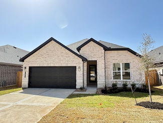 387 Springfield Terrace Dr, Panorama Village, TX 77304