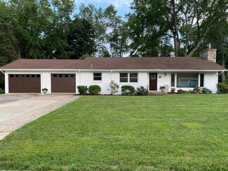 2182 Hanley Rd S, Saint Joseph, MI 49085
