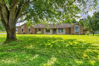 509 E Effie Mae St, North Webster, IN 46555