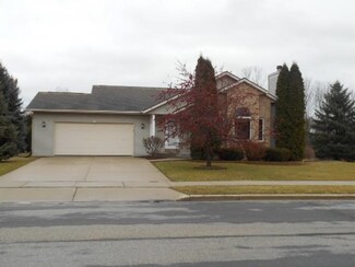 439 Gavin Pkwy, Kewaskum, WI 53040