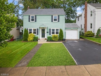 18 Cadmus St, Nutley, NJ 07110