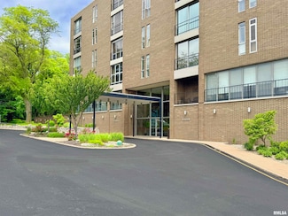 4444 N Knoxville Ave Unit 301, Peoria, IL 61614