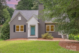 1106 S South St, Gastonia, NC 28052