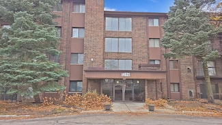 14621 Greenwood Rd Unit A406, Dolton, IL 60419