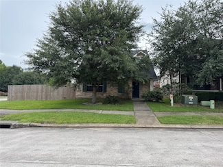 832 Belvedere Dr, Conroe, TX 77301