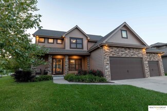 2132 S 192nd Ave, Omaha, NE 68130