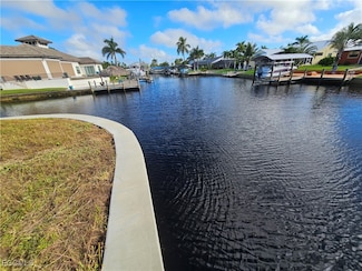 849 Montclaire Ct, Cape Coral, FL 33904