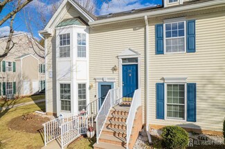201 Columbus Dr, Franklin Park, NJ 08823