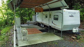 180 Dockside Ln, East Brady, PA 16028