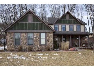 4121 4121 Maple Hurst Dr S, Rockford, MN 55373