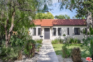 898 N Chester Ave, Pasadena, CA 91104