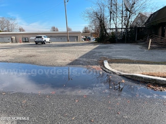 7 Gifford Rd, Little Egg Harbor Township, NJ 08087