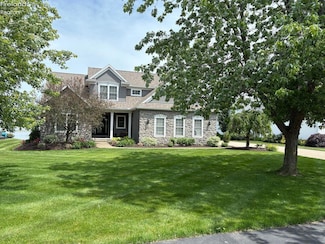 4881 E Wood Duck Ct, Port Clinton, OH 43452