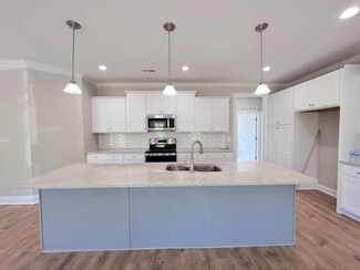 29 Catchers Cir, Four Oaks, NC 27524