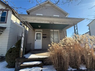 433 Lloyd Ave, Latrobe, PA 15650