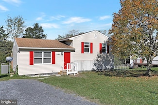 64 Wise Ave, Strasburg, VA 22657