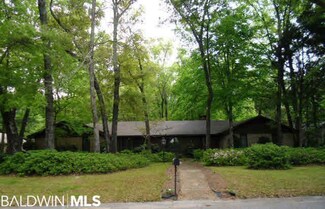 440 Village Dr, Daphne, AL 36526