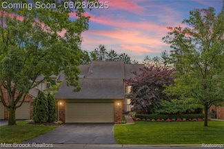 24082 Bingham Pointe Dr, Bingham Farms, MI 48025