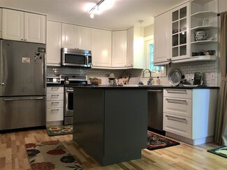 28 Slate Cir Unit Manchester East 14, Manchester Center, VT 05255