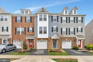 8487 Craggan Ln, Manassas, VA 20109