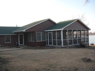 106 Eureka Lake Rd, Eureka, KS 67045