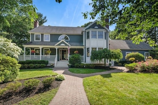 1 Liberty Ln, North Reading, MA 01864