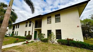 2135 Crystal Dr Unit 50, Fort Myers, FL 33907