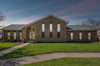 2621 Plymouth Ct, Westchester, IL 60154