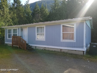 1385 Bostwick Rd, Ketchikan, AK 99901