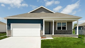 608 Maddie Ln, Tiffin, IA 52340