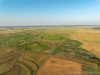 3 E 650 Rd, Okeene, OK 73763