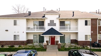 712 Carom Cir Unit 124, Mason, MI 48854
