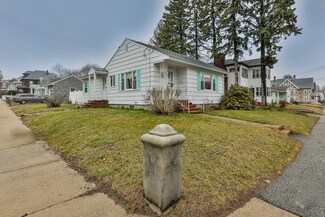 276 Ames St, Lawrence, MA 01841
