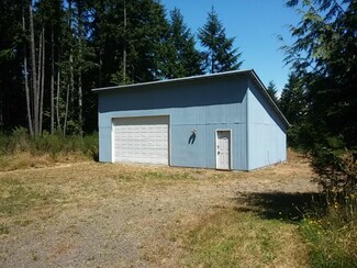 385 Meadowood Dr W, Seabeck, WA 98380