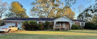 1296 Maple Rd, Nettleton, MS 38858