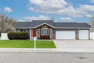 1203 Peony Dr, Billings, MT 59105