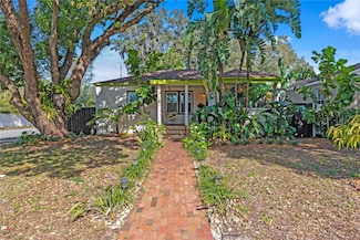 1402 E Mohawk Ave, Tampa, FL 33604