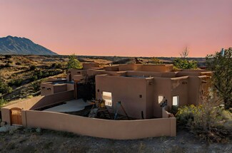 10 3rd Mesa Ct, Placitas, NM 87043