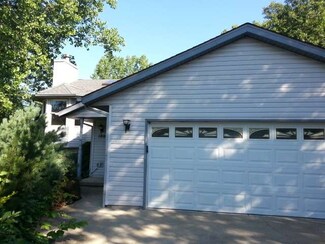 100 Stanford Way NE, Poplar Grove, IL 61065