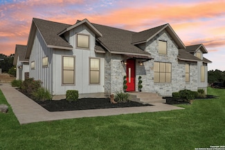 120 Golden Eagle Loop, Canyon Lake, TX 78133